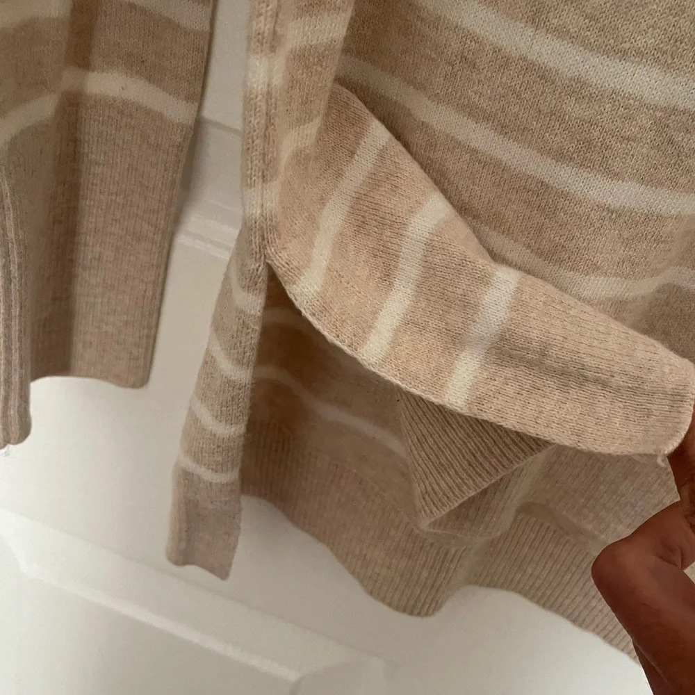 J. Crew Striped boatneck tunic sweater tan ivory thin stripe cotton BC543 medium - Picture 10 of 11